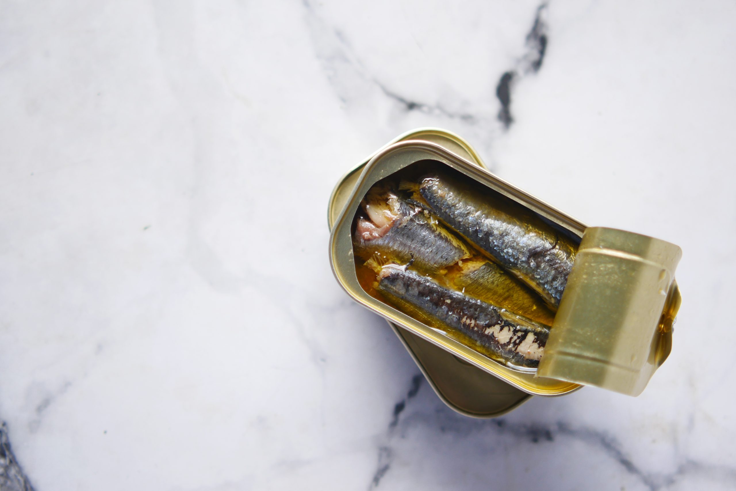 Is it necessary to remove bones from tin fish